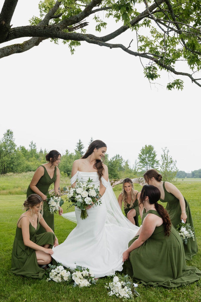 bridesmaids at homestead 1880 in Ottawa, ON.