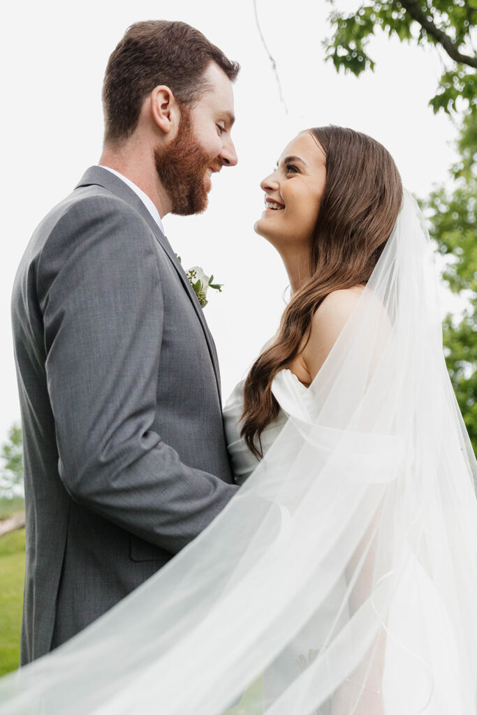 bride & groom at homestead 1880 in Ottawa, ON.