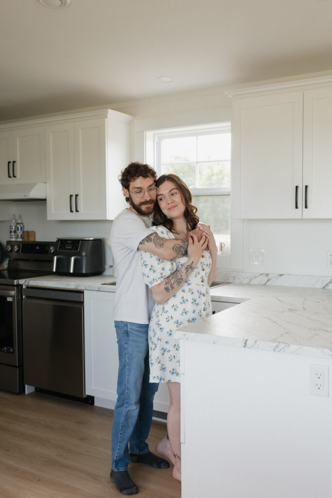 couples in home session in Westmeath, Ontario